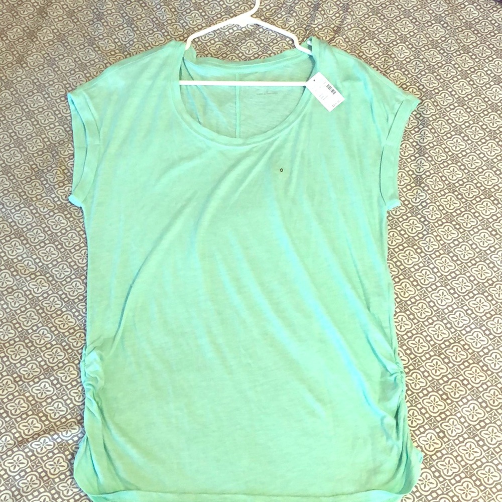 Maurices ruched sides tshirt